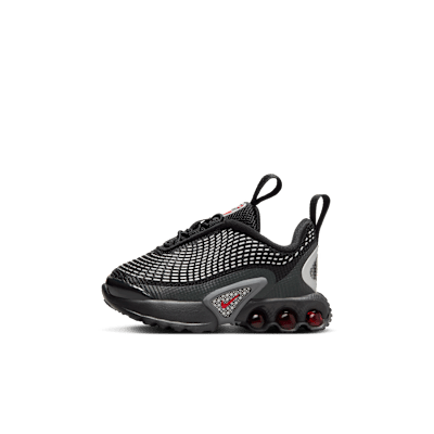 NIKE エアマックスDN ジュニア23センチ　ホワイト　新品タグ付き NIKE エアマックスDN ジュニア23センチ ホワイト 新品タグ付き NIKE